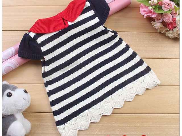 冬日里的东方暖意：一件中式毛毛边马甲如何穿出千年风雅