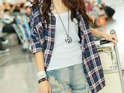 湖蓝色裙子搭配上衣的时尚秘诀