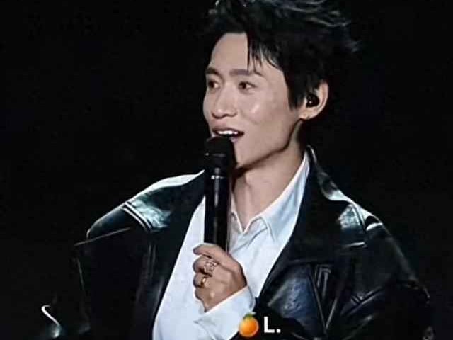 高中男生穿衣搭配图：被帅到！便装帅气，军装正气，穿衣显瘦，脱衣有肉，干净温柔刚毅