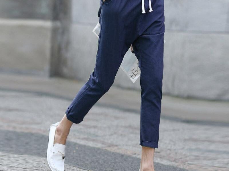 黑色上衣搭配裤子颜色全攻略 轻松穿出高级感