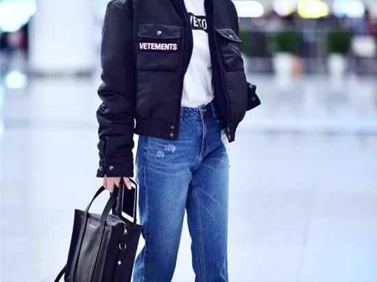 牛仔夹克配啥裤子？看这篇帮你从衣柜翻出宝藏搭出范儿