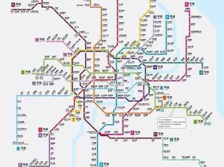 上海地铁奶奶穿搭对比：会穿与不会穿，差别一看就懂！