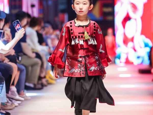 笙生童装：用一针一线，为孩子穿上流动的文化自信