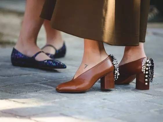 脚胖姐妹的选鞋血泪史：这些鞋子让我告别“受刑”般的穿着体验