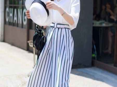 矮个子穿搭逆袭术 巧用比例穿出大气场