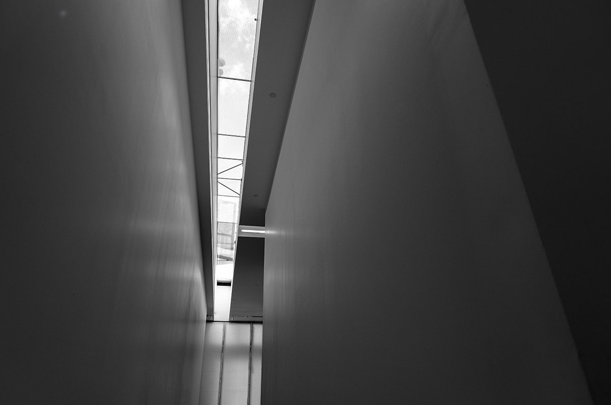 夏季出游防晒穿衣搭配全攻略：高温热浪下的必备秘籍